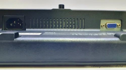 Dell E170sc / 17inch / 1280 x 1024 / B talp nélkül /  használt monitor